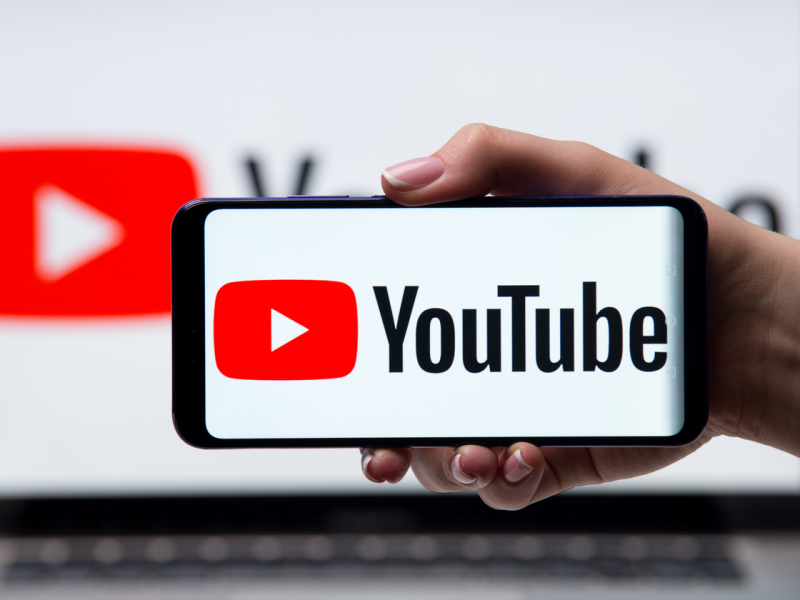 AI Video Summarizers: A Game-Changer for Busy YouTube Users